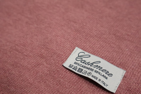 Halsduk i cashmere och ull