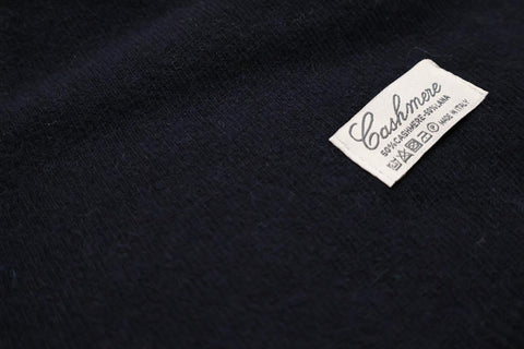 Halsduk i cashmere och ull