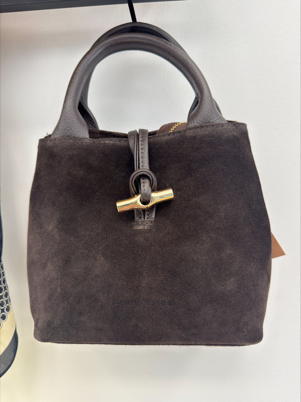 Zamschväska i två färger med extra axelrem